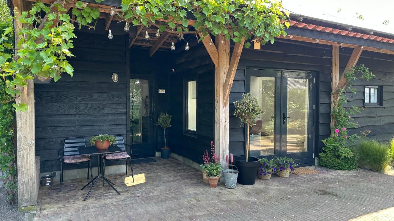 Bedandbreakfastrouveen エクステリア 写真
